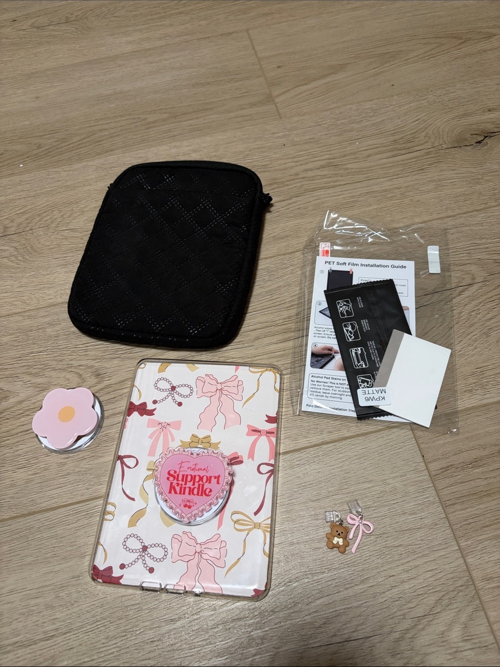 Kindle Colorsoft Accessory Bundle